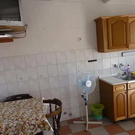 Ante Apartament Starigrad Paklenica