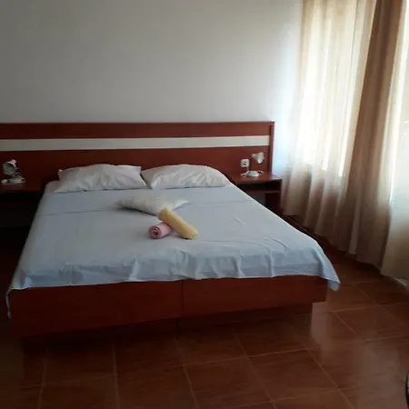 Ante Apartament *